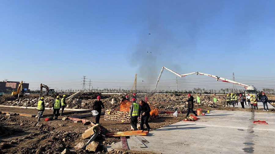 原料藥、制劑生產(chǎn)綜合基地項(xiàng)目開工儀式圓滿舉行