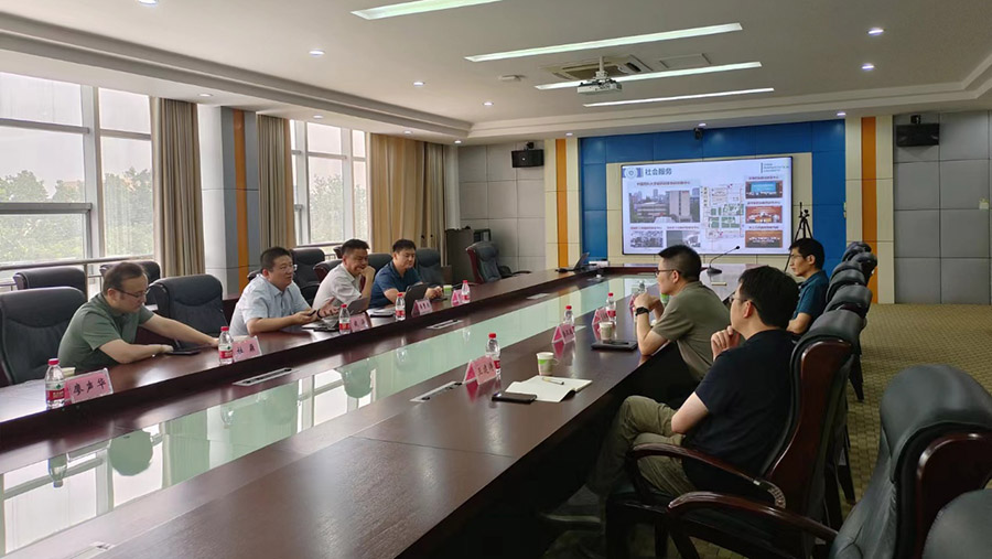 中國(guó)藥科大學(xué)理學(xué)院院長(zhǎng)錢海教授一行蒞臨德源藥業(yè)參觀交流