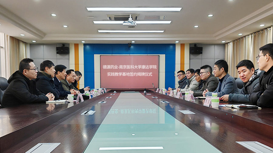 70541401.jpg 74102686.jpg